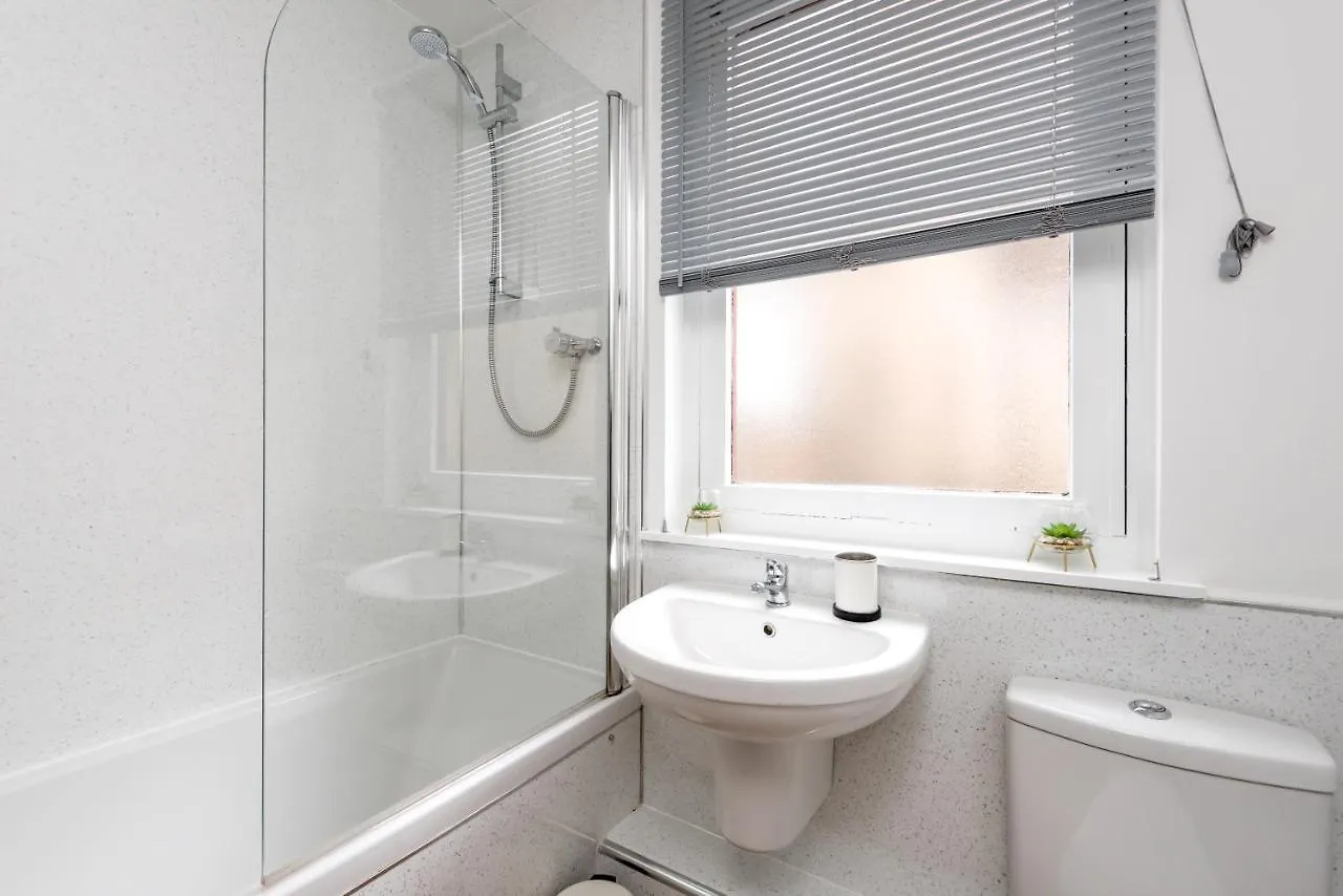Cosy 1 Bedroom In The West End Edinburgh United Kingdom